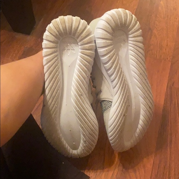 Adidas - Picture 2 of 4